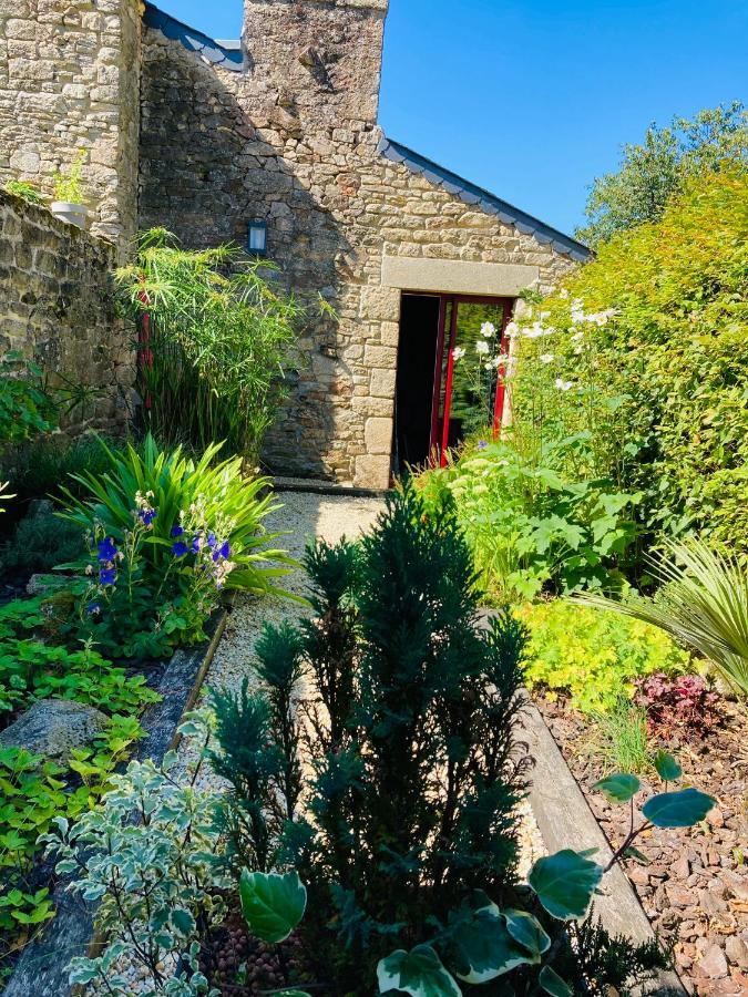 Charmante Petite Maison Renovee Quistinic Exterior foto